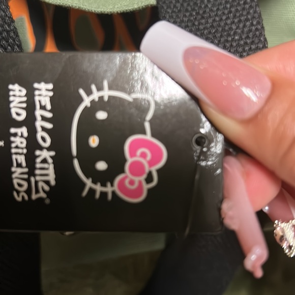 NEW Halloween Hello kitty mini tote - Picture 3 of 4